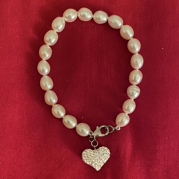 Cultured Freshwater Pearl & Crystal Heart Bracelet - Picture 3 of 4